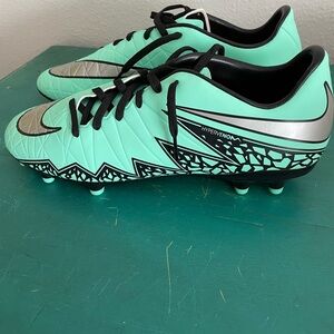 Nike Hypervenom Cleats in Teal and Black